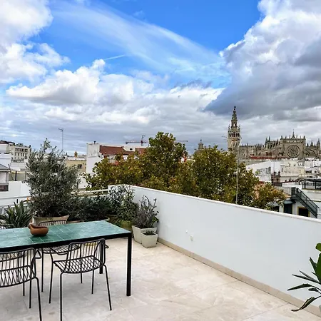 Misterhost Luxury Penthouse Arenal *