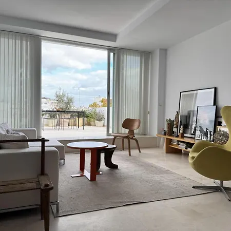 Misterhost Luxury Penthouse Arenal דירה